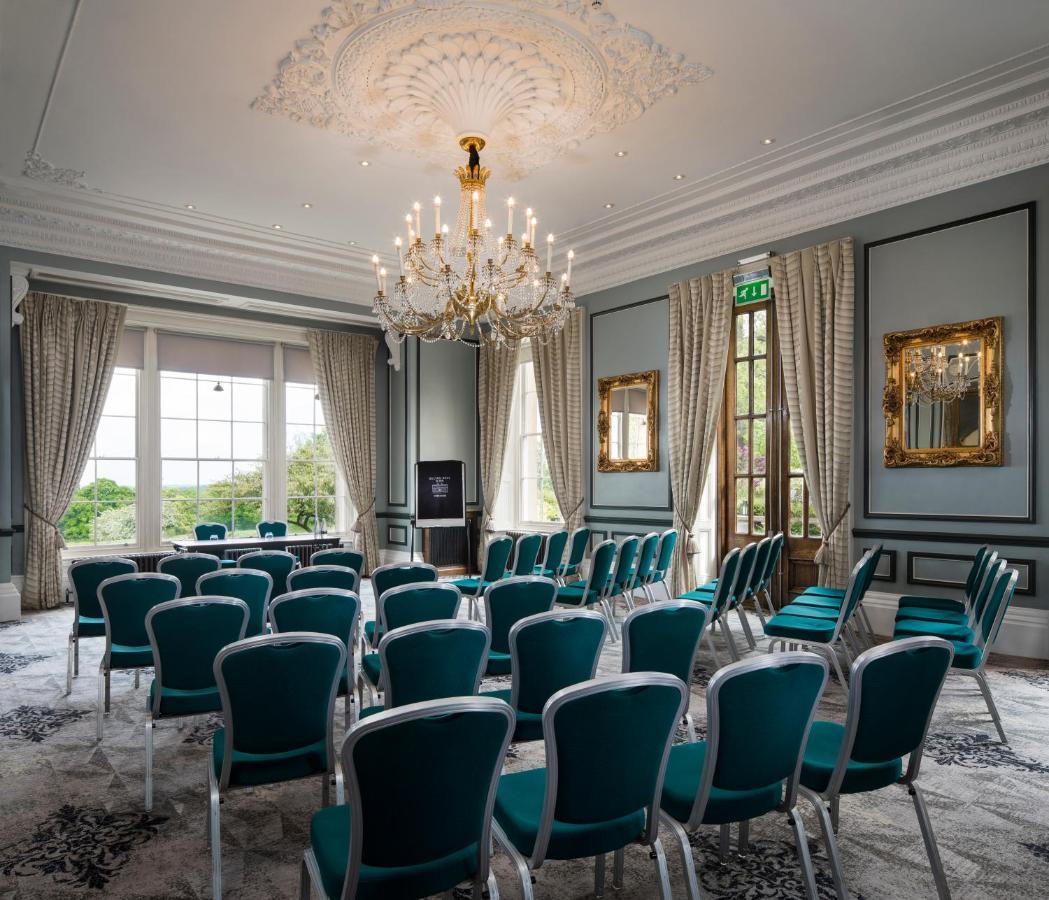 Oulton Hall Hotel, Spa & Golf Resort Leeds  Kültér fotó