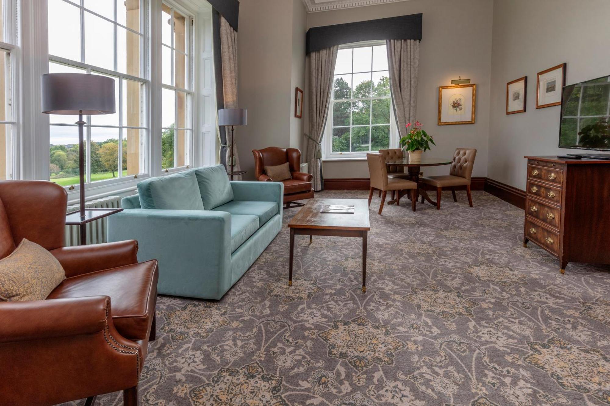 Oulton Hall Hotel, Spa & Golf Resort Leeds  Kültér fotó
