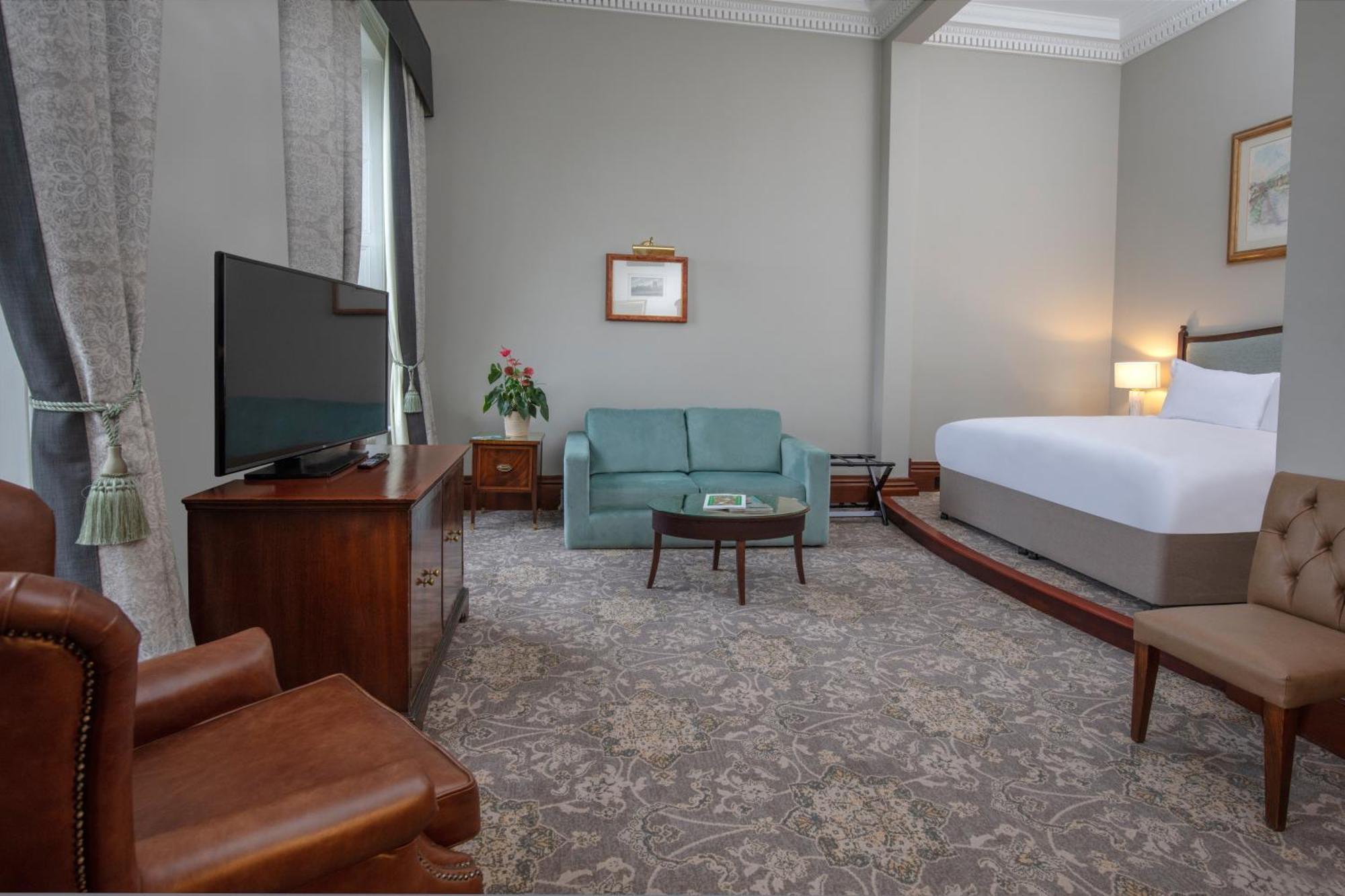 Oulton Hall Hotel, Spa & Golf Resort Leeds  Szoba fotó