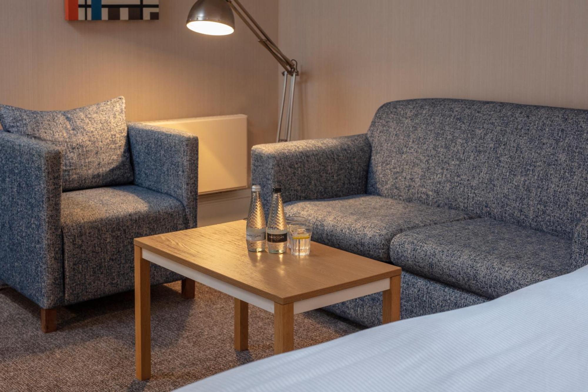 Oulton Hall Hotel, Spa & Golf Resort Leeds  Szoba fotó